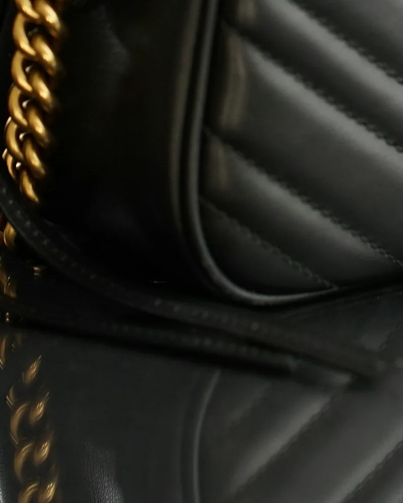 Gucci GG Marmont Small Shoulder Bag, corner