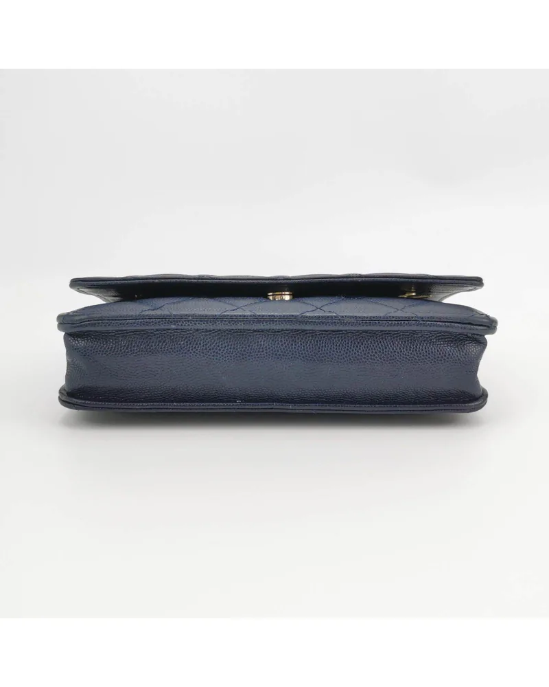 Chanel Classic Wallet on Chain, view 5
