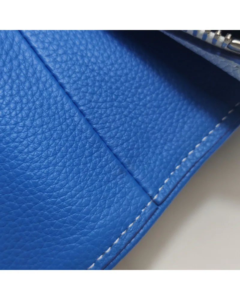 Dior Saddle Bag, Daniel Arsham Edition, close up light marks on the lining