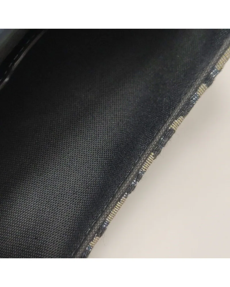Dior Bobby Medium, close up light marks on the lining