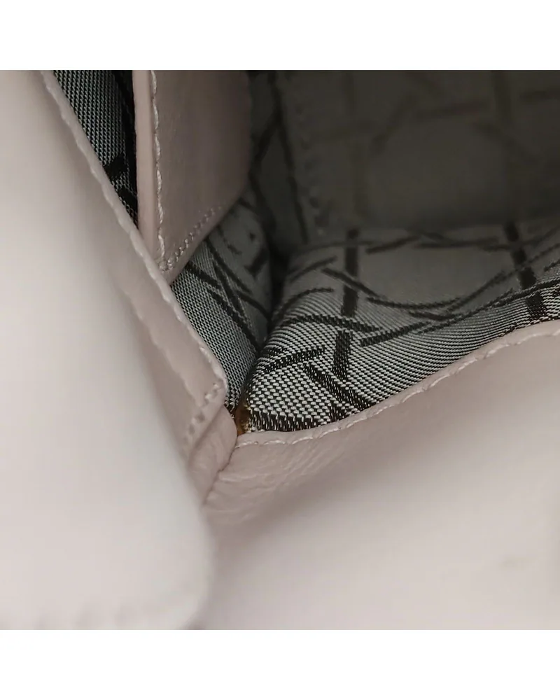 Dior Lady Dior Nano, close up light marks on the lining