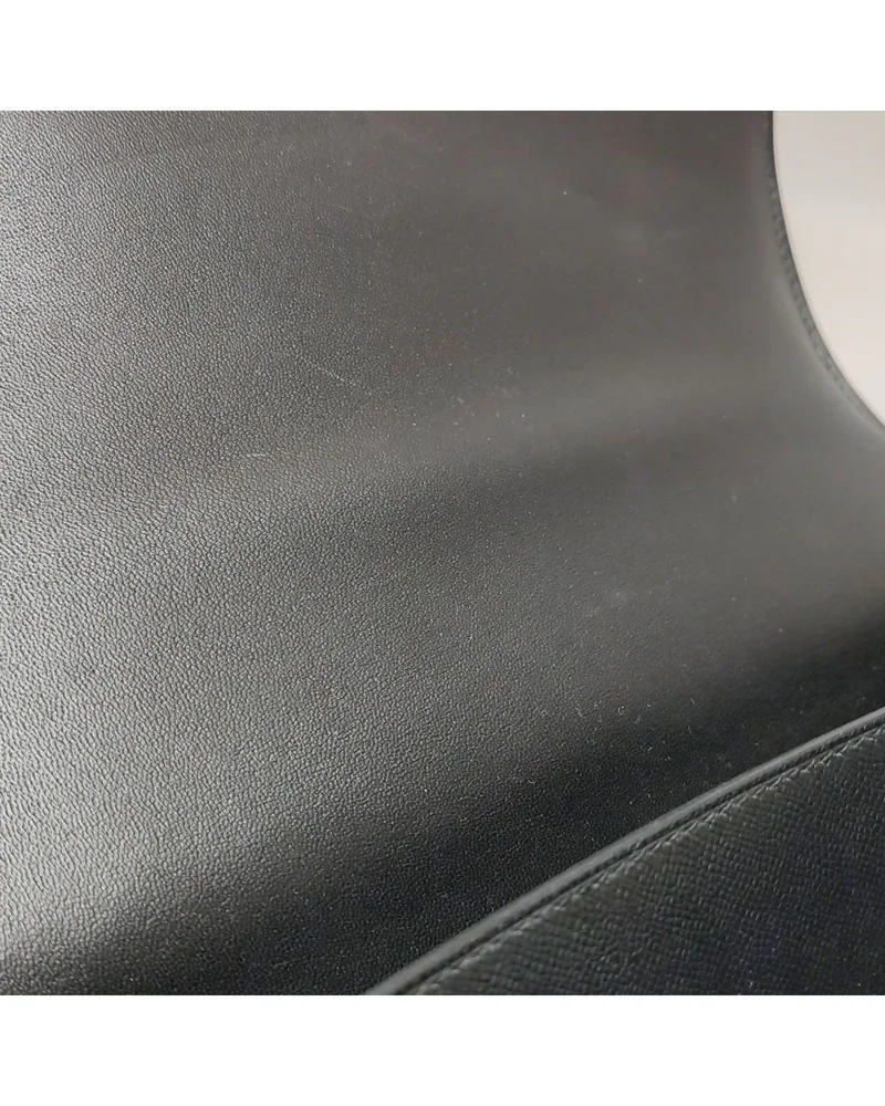 Hermès Constance 24, close up light wear on the lining