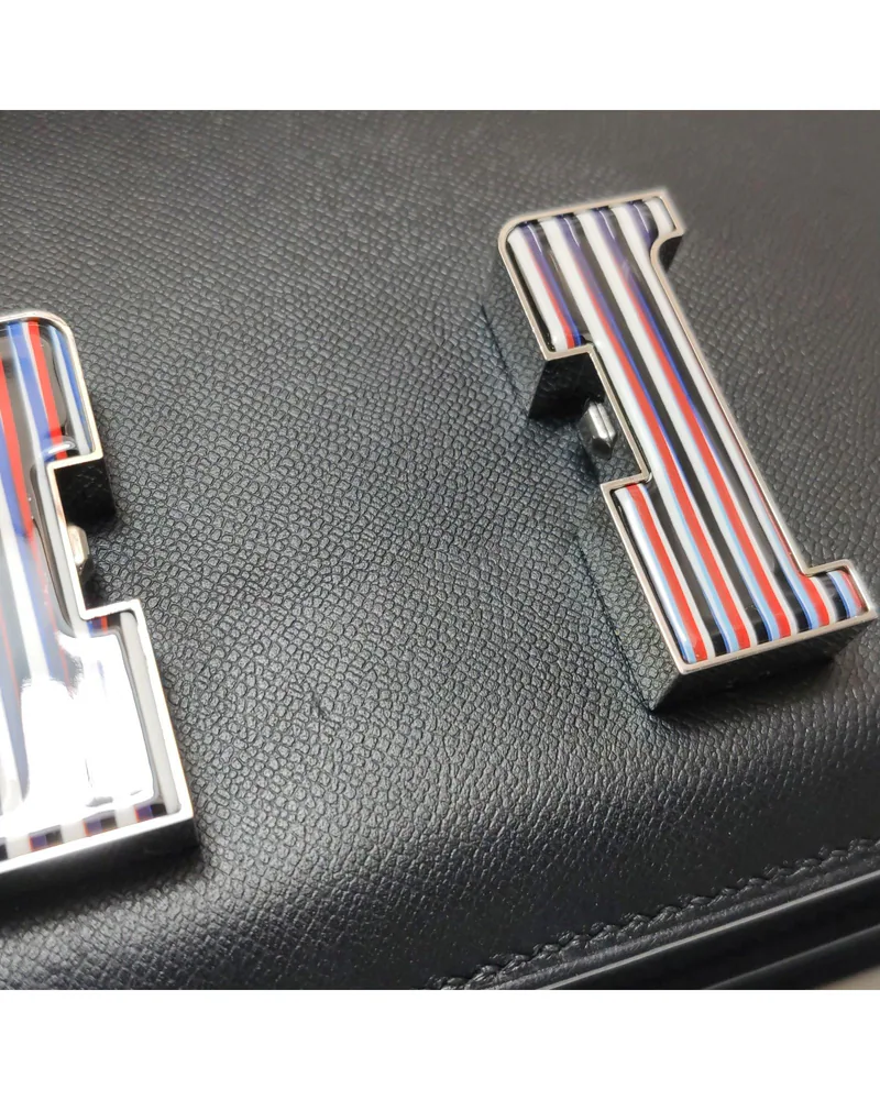 Hermès Constance 24, close up light pressure marks on the body and the front