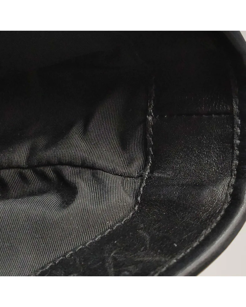 Gucci Jackie 1961, close up light marks on the lining