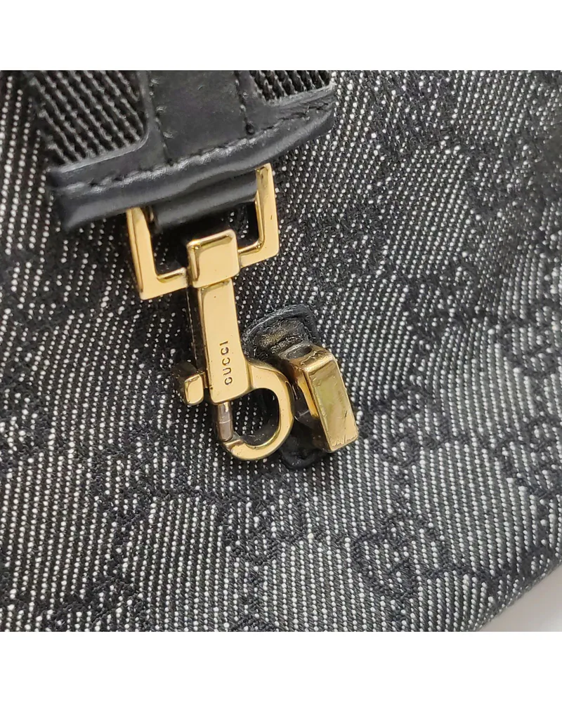 Gucci Jackie 1961, close up moderate wear on the hardware