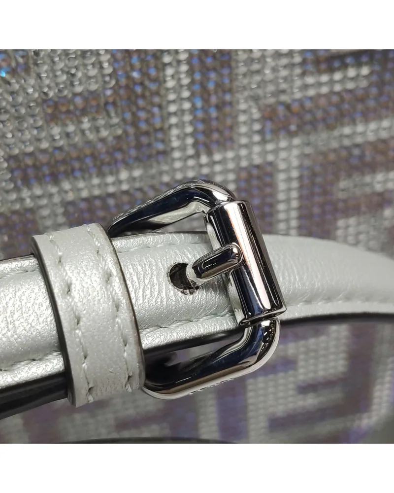 Fendi Peekaboo ISeeU Petite, close up light wear on the hardware