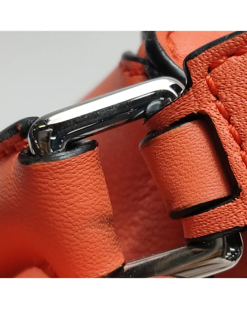 Loewe Puzzle Mini, close up light wear on the hardware
