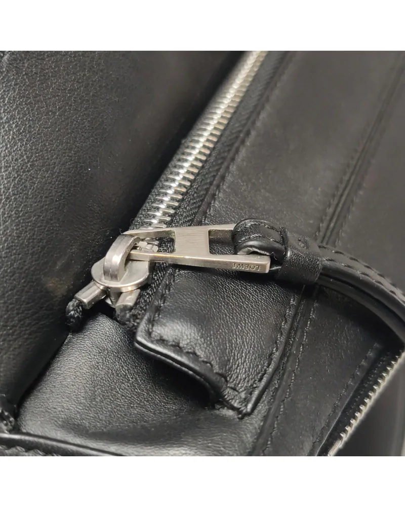 Loewe Puzzle Bumbag, close up light wear on the hardware