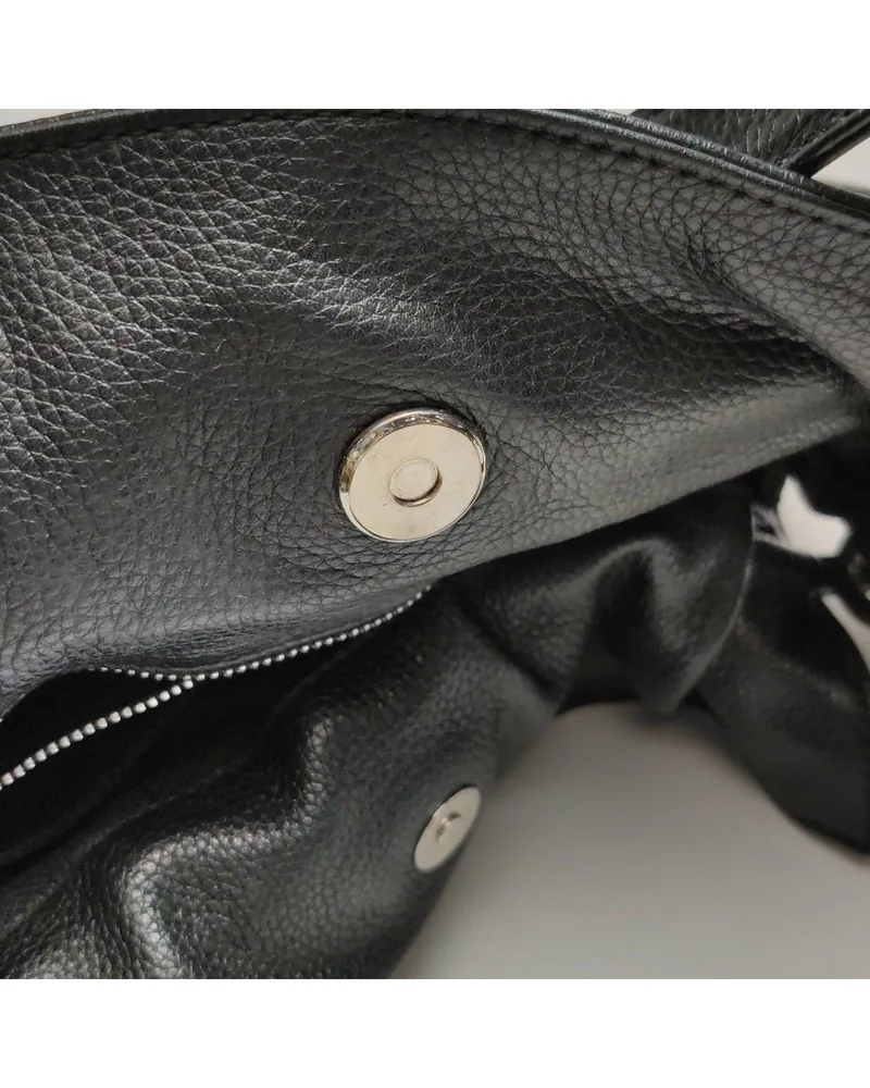 Loewe Flamenco, close up moderate wear on the hardware