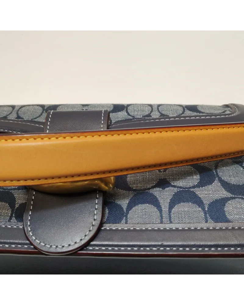Coach Tabby 26, close up light wear on the strap