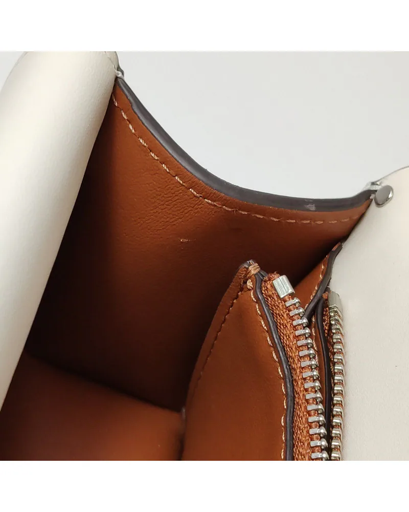 Coach Idol Bag, close up light wear on the lining