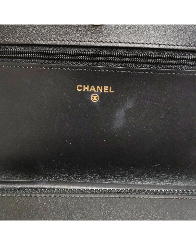 Chanel Boy Wallet on Chain, close up light marks on the lining