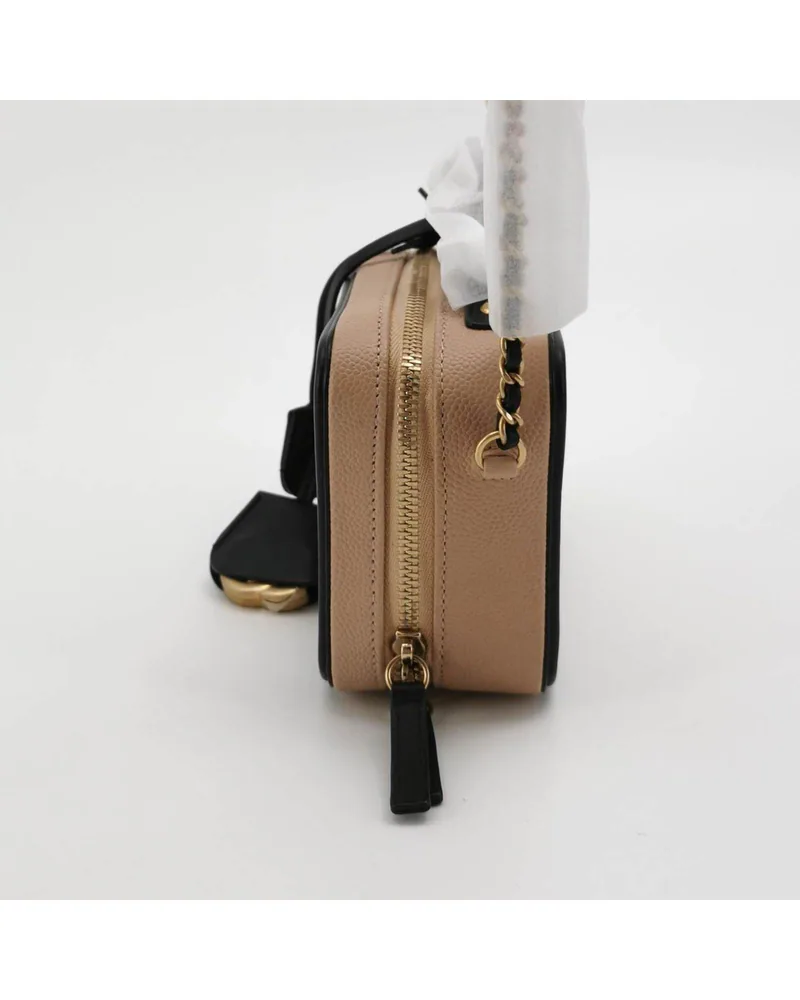 Chanel Vanity Case Small, view 3