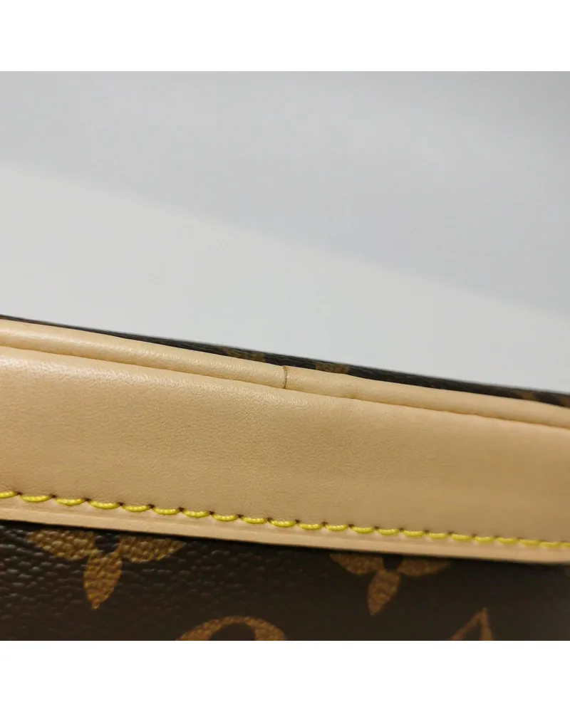 Louis Vuitton Nano Noé, Sun Yitian Collaboration, close up light marks on the natural leather trim
