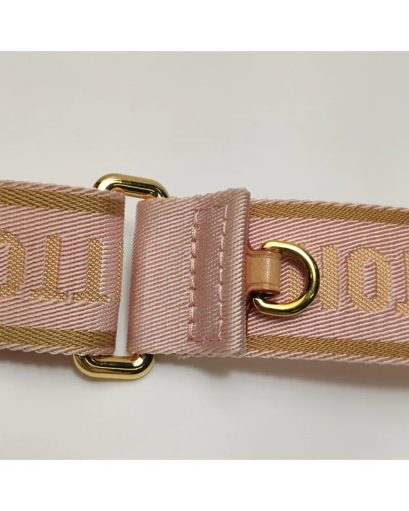 Louis Vuitton Multi Pochette Accessoires, close up light wear on the strap