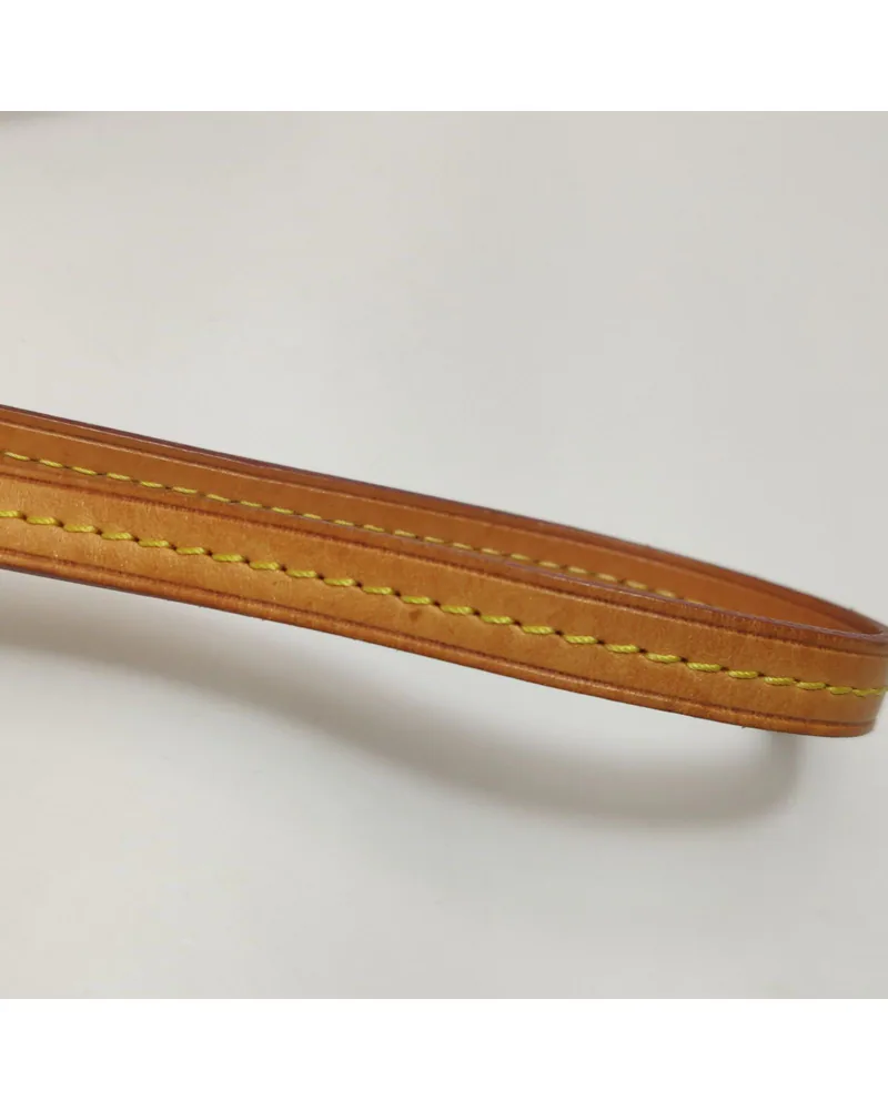 Louis Vuitton Favorite MM, close up light marks on the strap