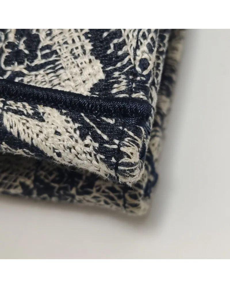 Dior Book Tote Medium, Toile de Jouy, close up light marks on the body