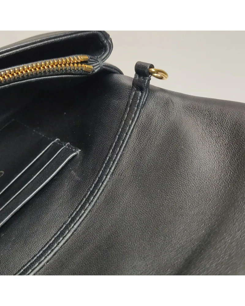 Dior Caro Mini, close up light wear on the lining
