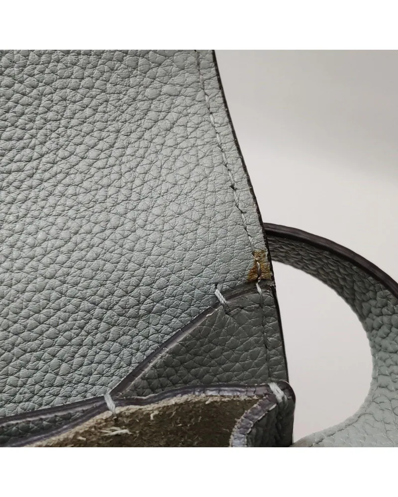 Gucci Jackie, close up moderate marks on the lining