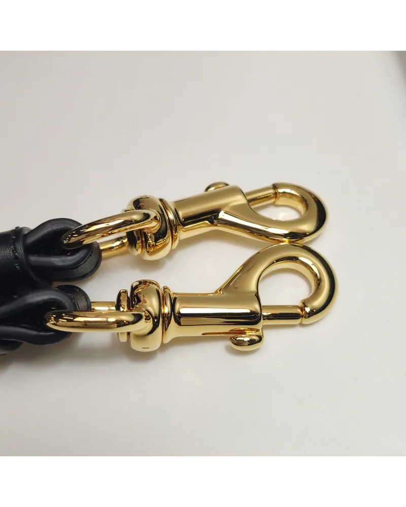 Gucci Blondie Large, close up light wear on the hardware
