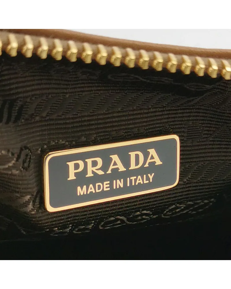Prada Arqué, view 8