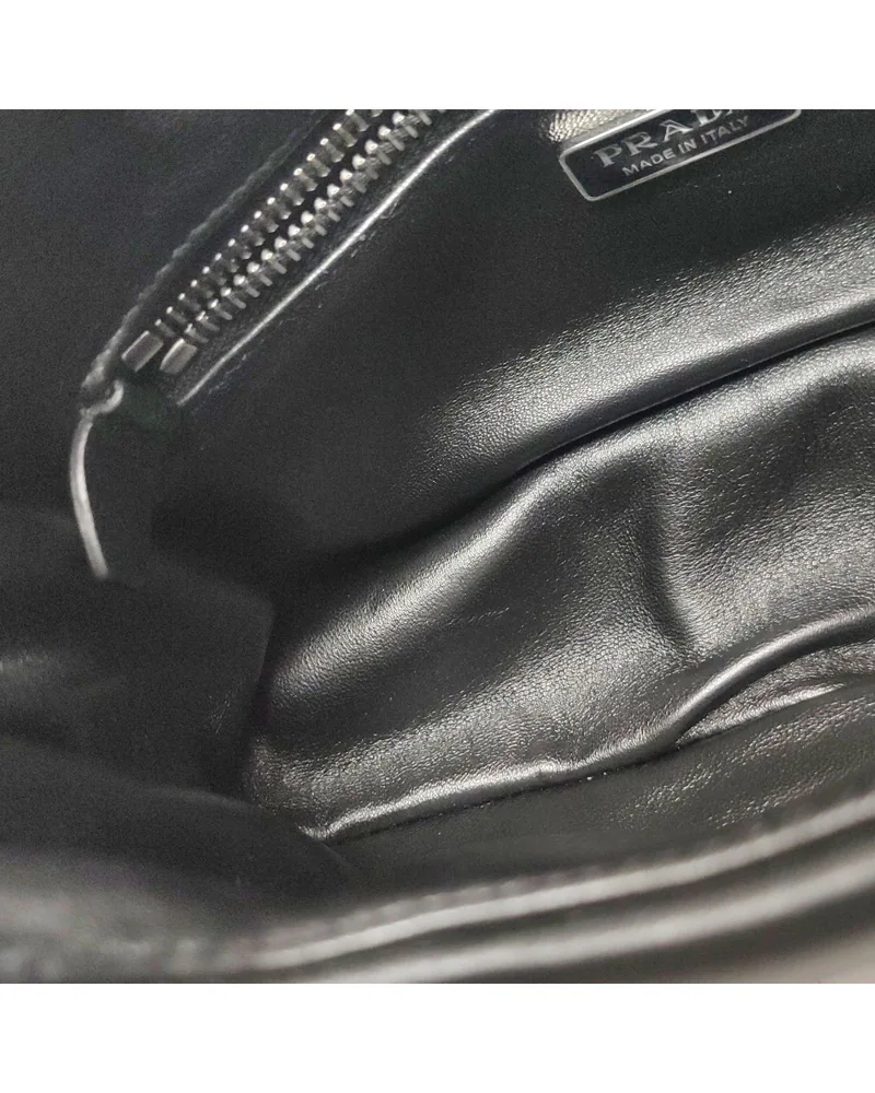 Prada Moon, close up light wear on the lining