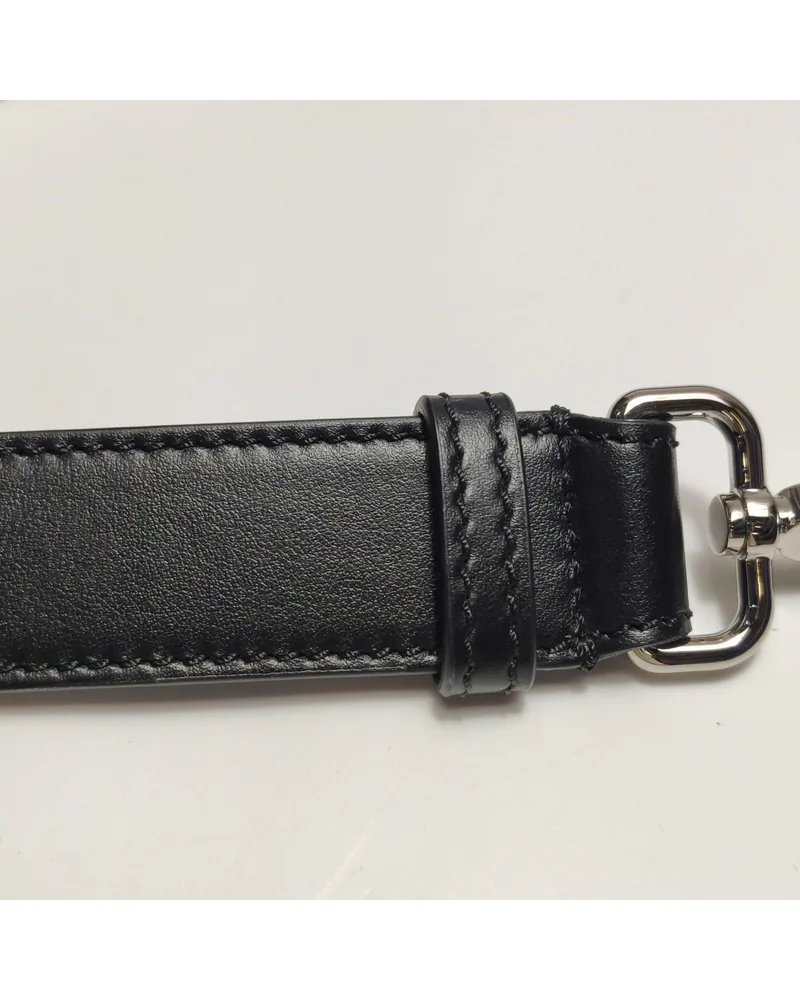 Fendi Peekaboo ISeeU Medium, close up light wear on the strap