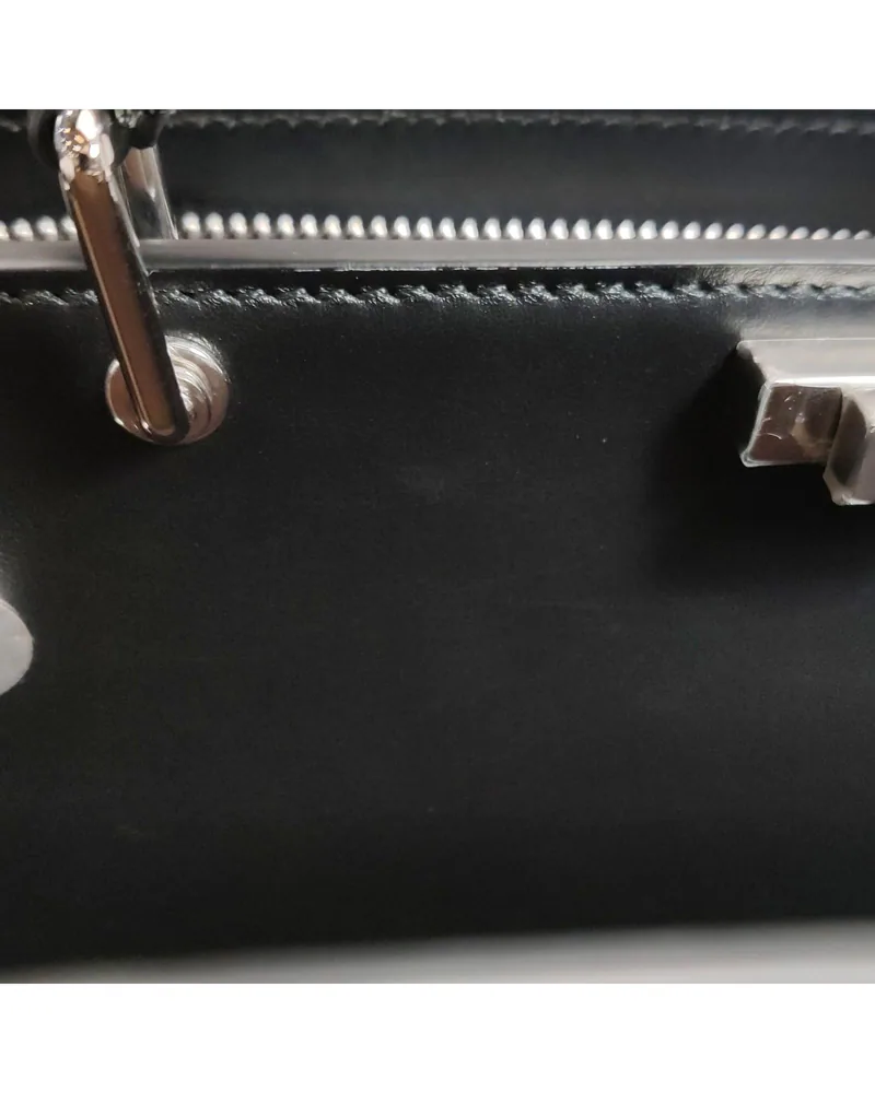 Fendi Peekaboo ISeeU Medium, close up light marks on the lining