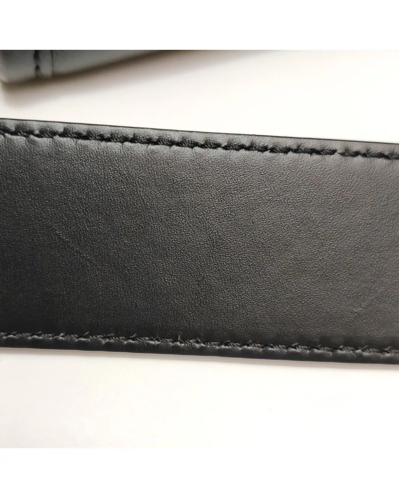 Fendi Sunshine Medium, close up light marks on the strap