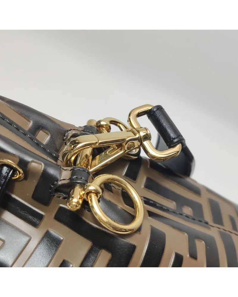 Fendi Mon Tresor Mini, close up light wear on the hardware