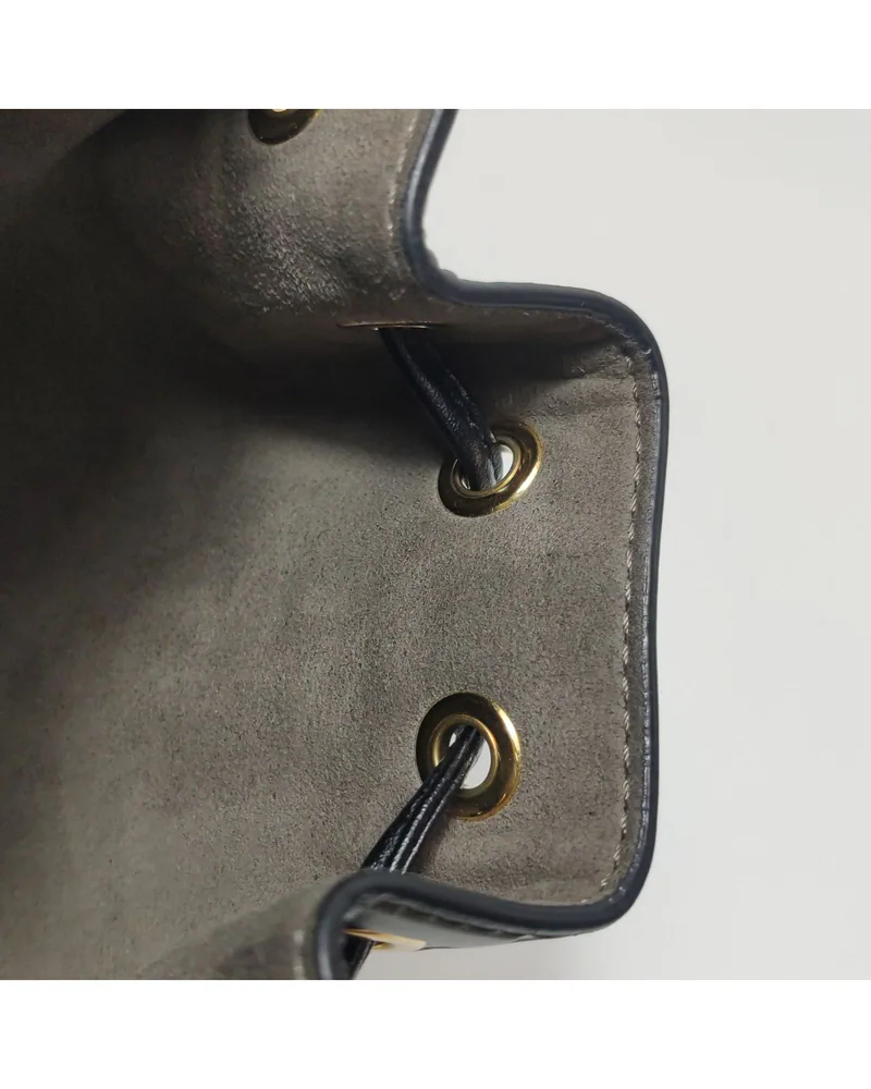 Fendi Mon Tresor Mini, close up light marks on the lining