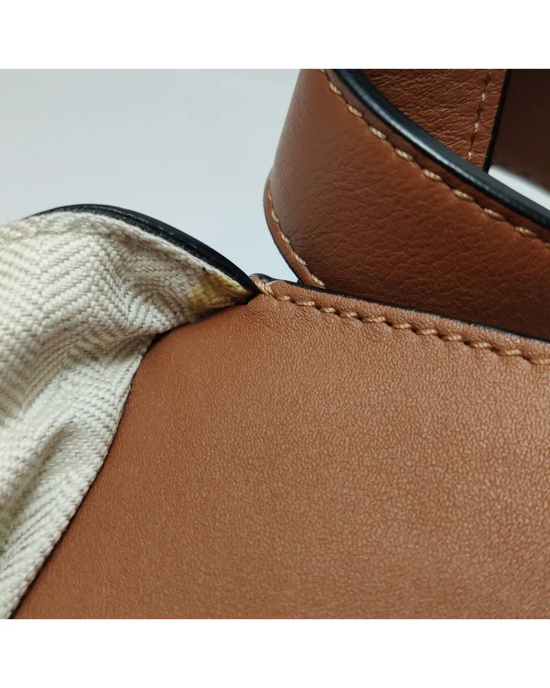 Loewe Hammock Small, close up light marks on the lining