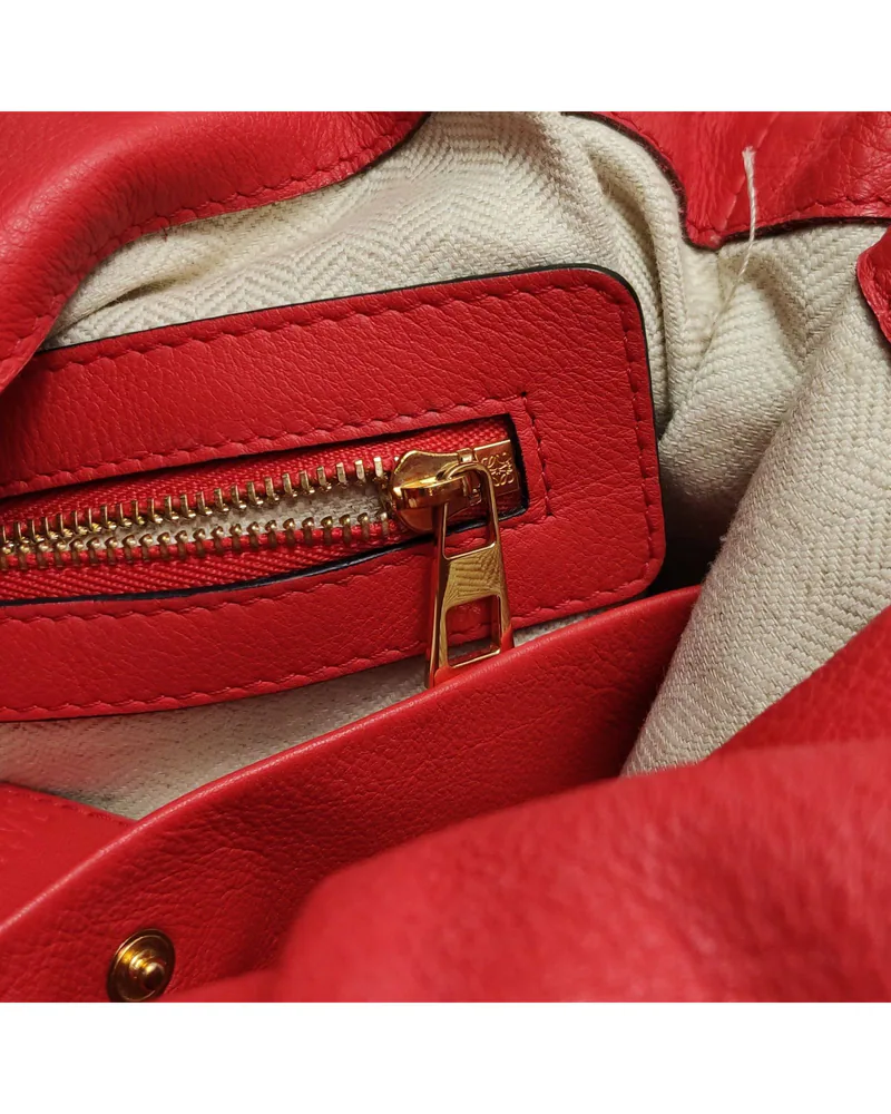 Loewe Flamenco, close up light wear on the hardware