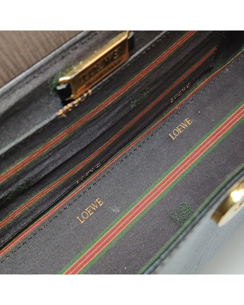 Loewe Velazquez, close up light marks on the lining