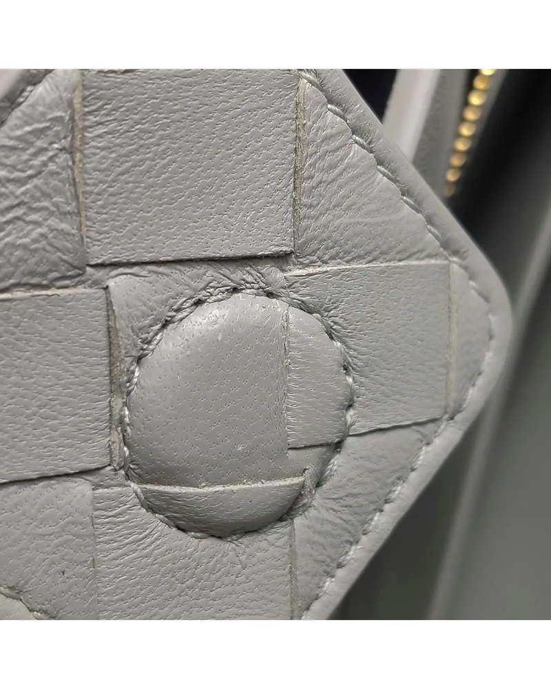 Bottega Veneta Andiamo Small, close up light wear on the lining