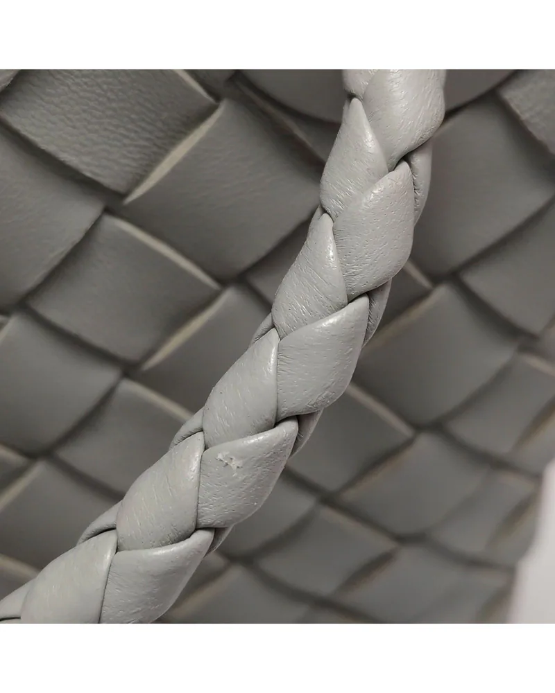 Bottega Veneta Andiamo Small, close up light wear on the strap