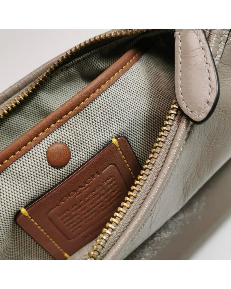 Coach Juliet 25, close up light marks on the lining