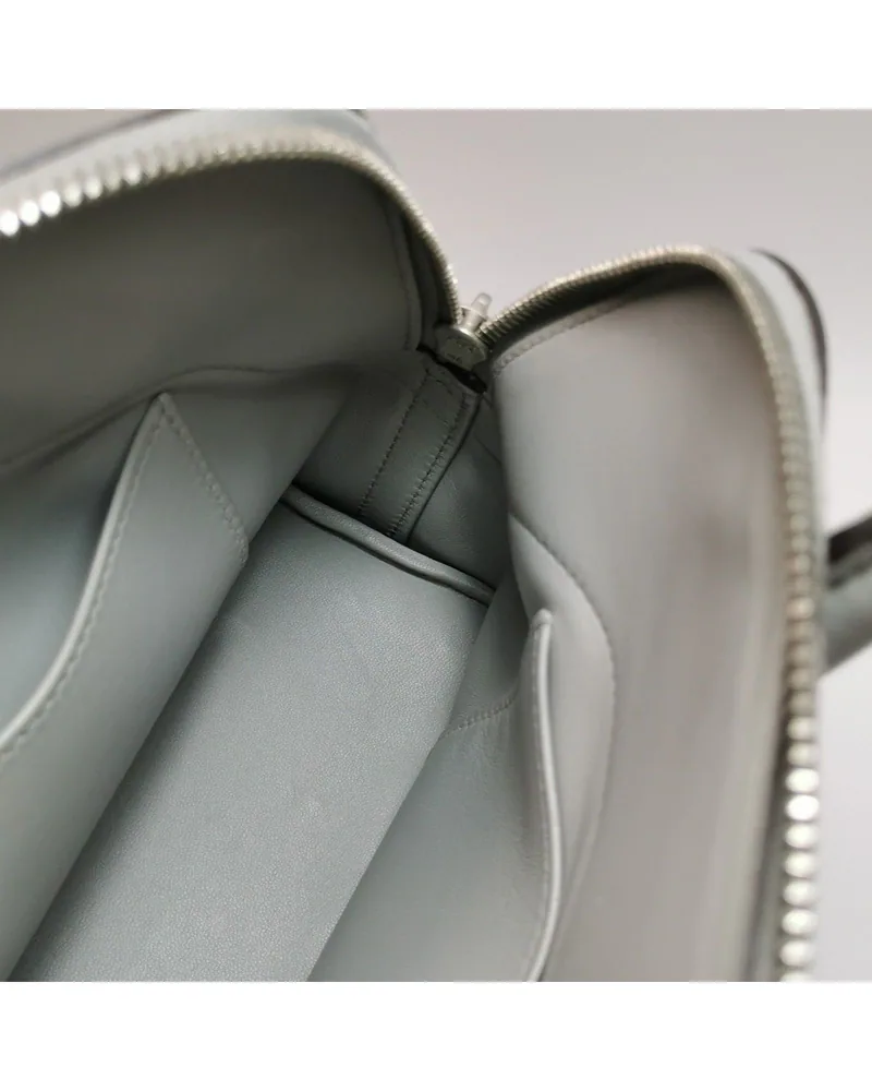 Hermès Bolide Secret, close up light scratches on the lining