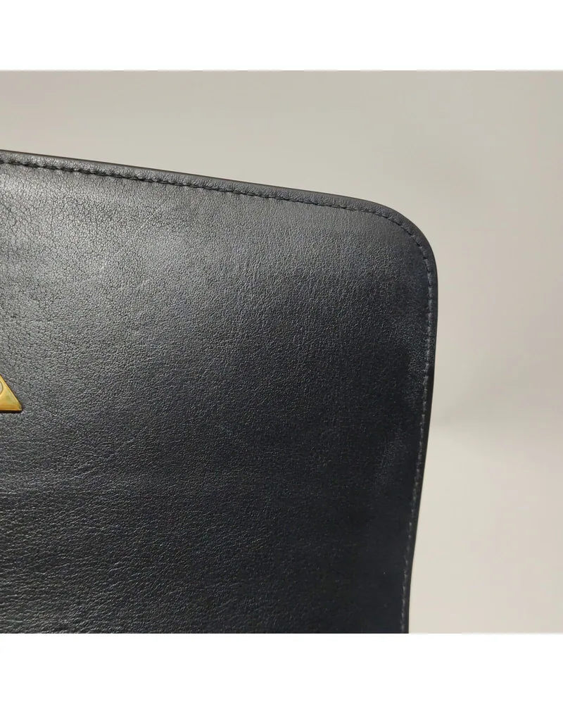 Saint Laurent Solferino Medium, close up light scratches on the lining