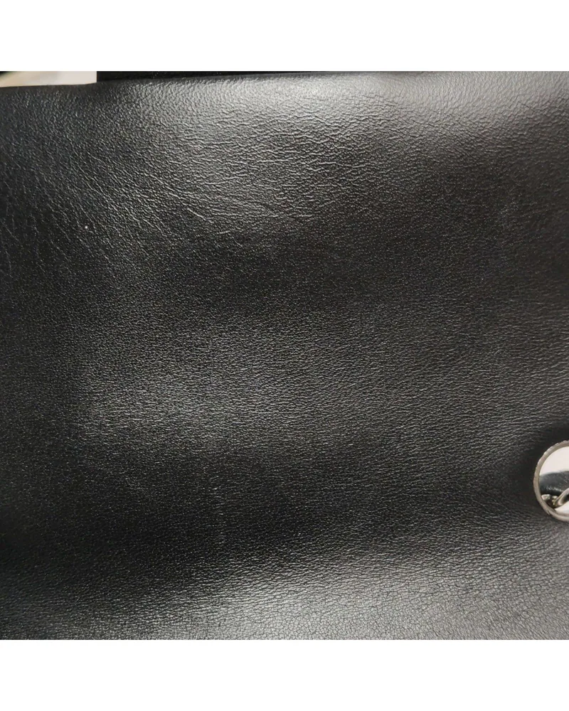 Chanel Classic Flap Large Mini, close up light scratches on the lining