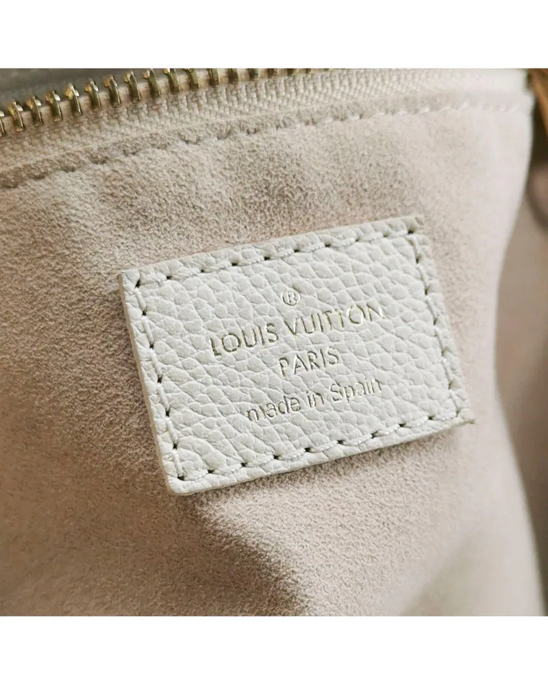 Louis Vuitton Neverfull MM, Giant Monogram, view 8