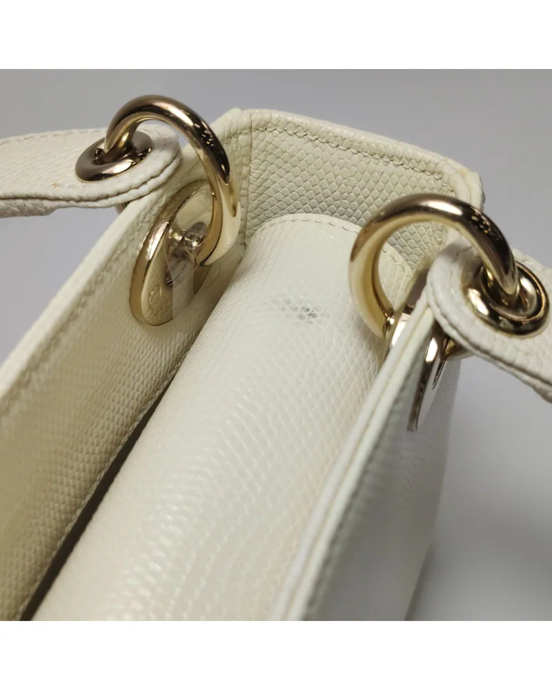 Dior Lady Dior Mini, Lizard, close up light marks on the lining