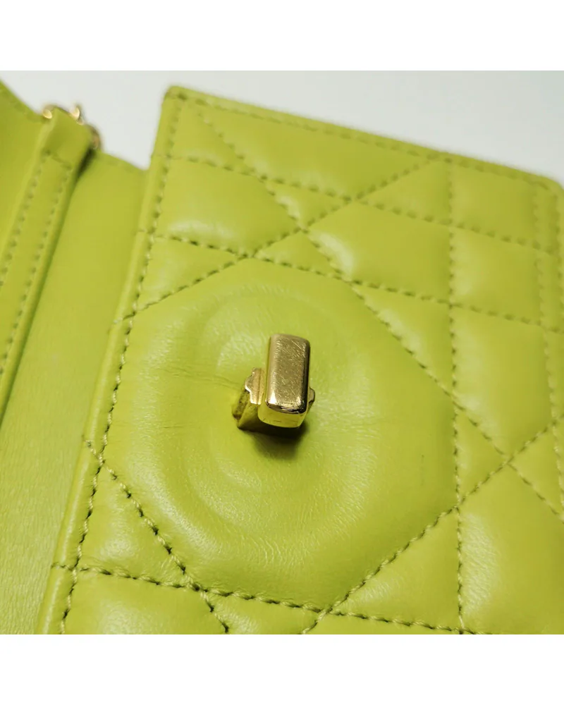 Dior Caro Micro, close up light wear on the hardware