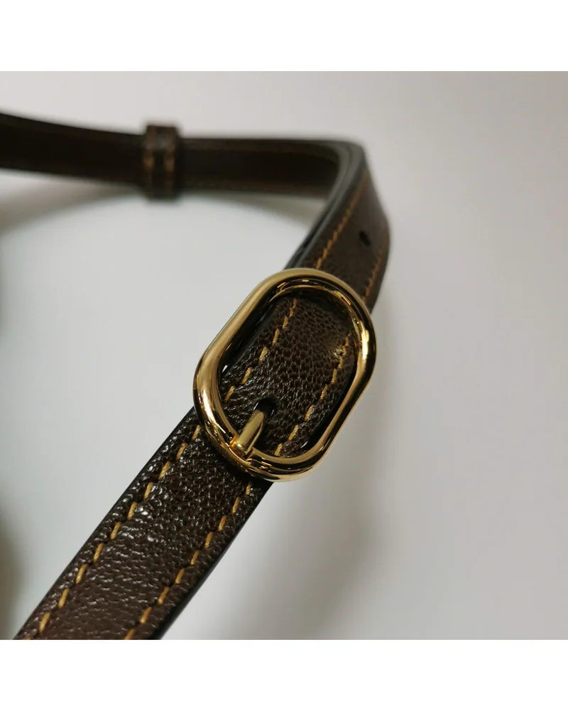 Gucci Giglio Tote Small, close up light wear on the hardware