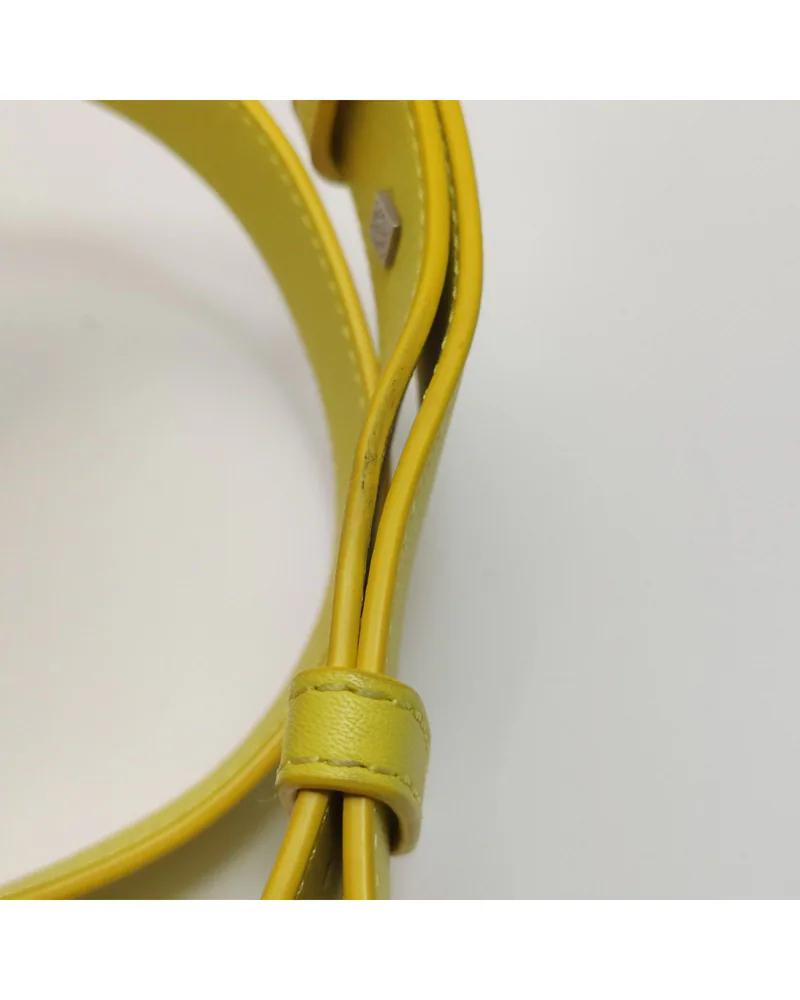 Loewe Puzzle Mini, close up light marks on the strap