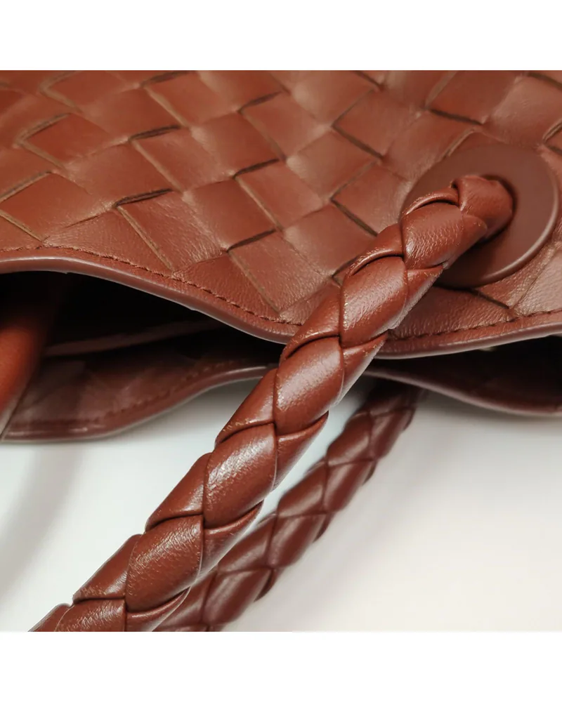 Bottega Veneta Andiamo Large, close up moderate wear on the strap